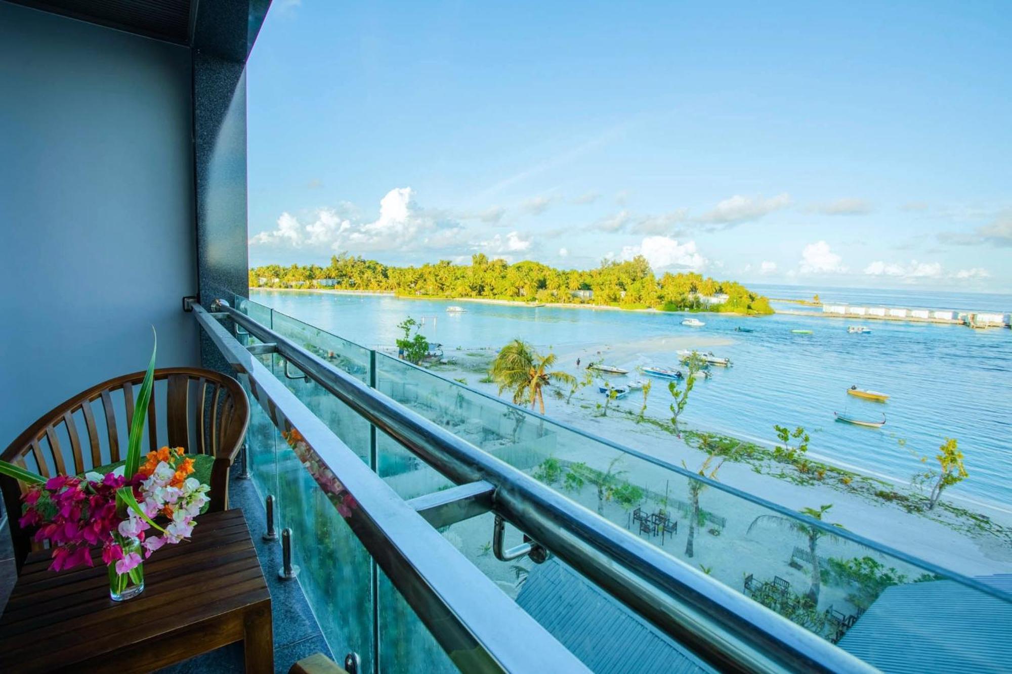 Beach Hotel Guraidhoo Guraidhoo  Buitenkant foto